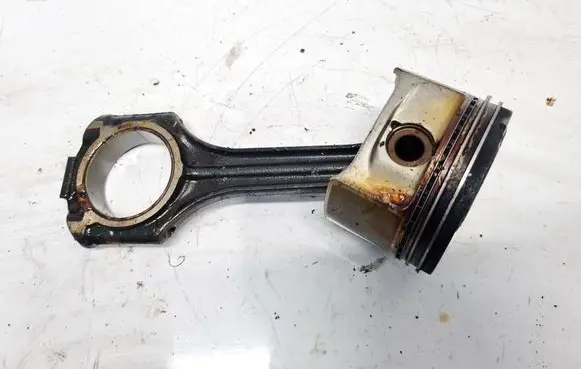 Mercedes-Benz C W203 Piston with connecting rod