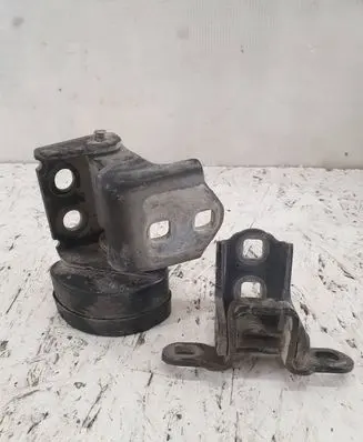 Rear door hinge set