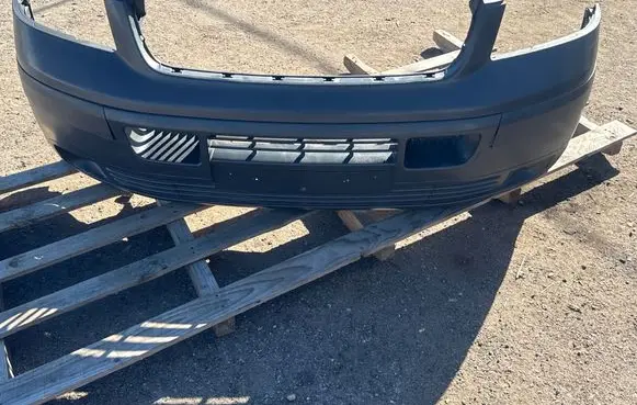 Volkswagen Transporter - Caravelle T5 Front bumper 7H0807101 61731
