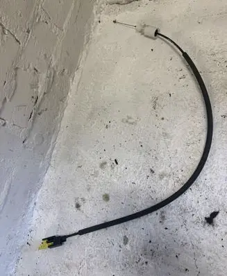 Dodge Nitro Gear shift cable linkage 52125305AC