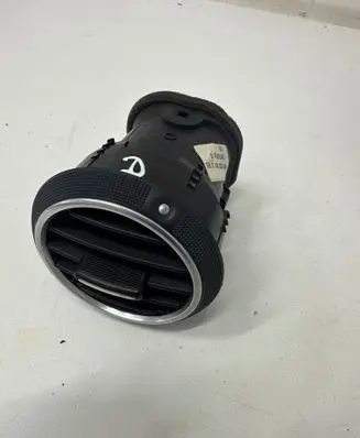 Audi A3 S3 8P Dashboard side air vent grill/cover trim 8P0820901D