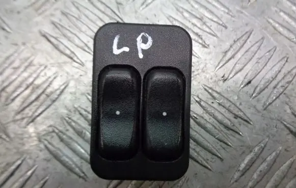 Opel Meriva A Front door window switch trim 24409205