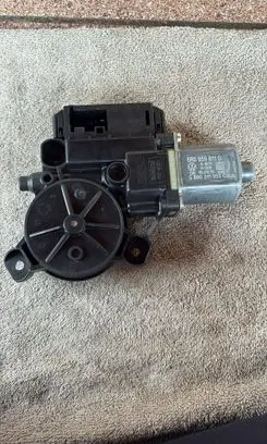 Volkswagen Polo V 6R Rear door window regulator motor 6R0959811N