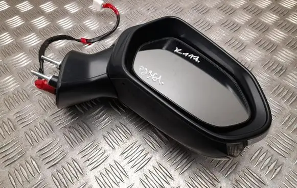 Front door electric wing mirror