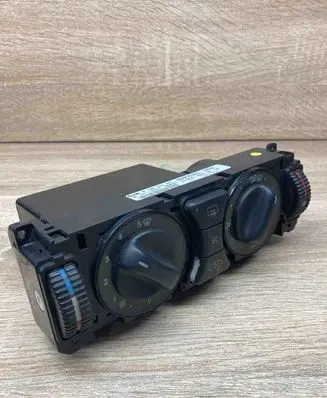 Mercedes-Benz E W210 Climate control unit 2108302885 9140010317
