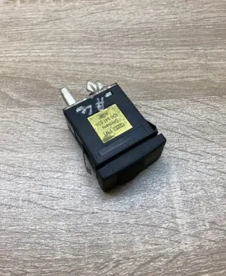 Fog light switch