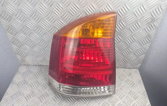 Opel Vectra C Rear/tail lights 13130643
