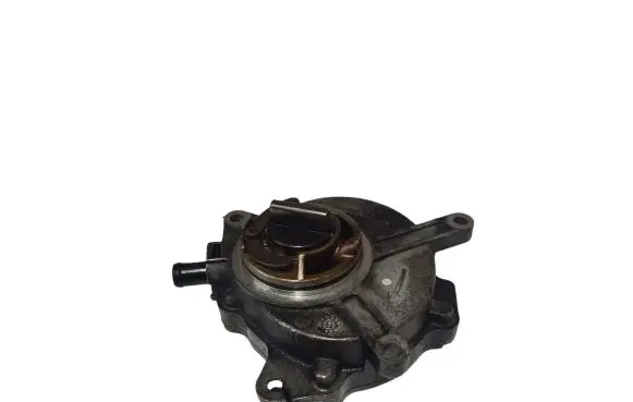Volkswagen PASSAT B6 Vacuum pump 06D145100E