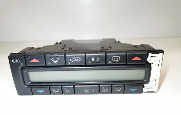 Mercedes-Benz E W210 Climate control unit 2108302285
