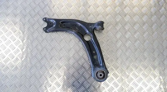 Volkswagen Tiguan Front lower control arm/wishbone 3Q0407153B