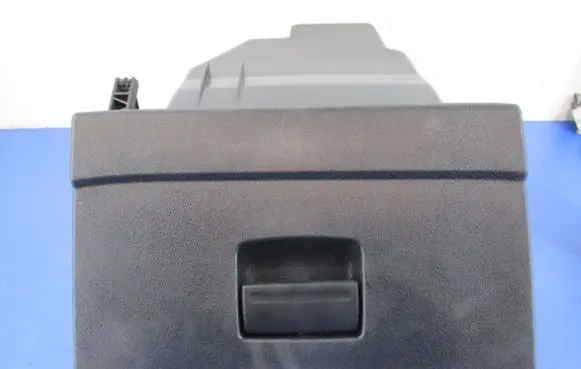 Ford Mondeo MK IV Glove box
