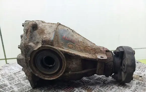 Mercedes-Benz C W203 Rear differential 2103513808G