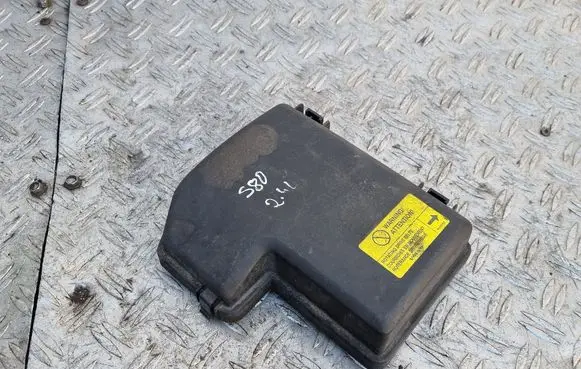 Volvo S80 Fuse box cover 8645259