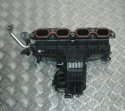 Lexus CT 200H Intake manifold 1712037054