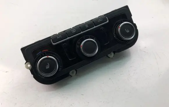 Volkswagen Caddy Interior fan control switch 7N0907426CC