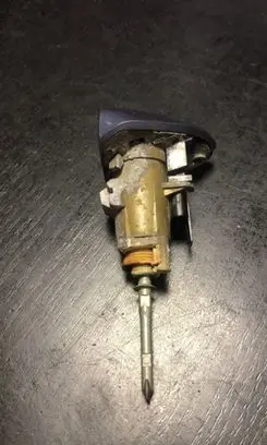 Mercedes-Benz C W203 Front door lock (next to the handle) 5WK49022