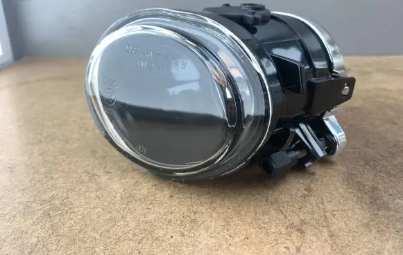 BMW 5 E39 Front fog light 63177894018 7894018 63172228614