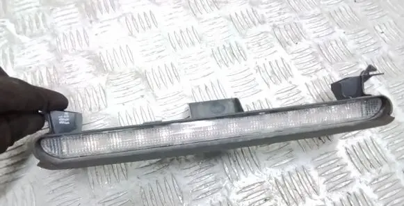 Volvo V70 Third/center stoplight 30763884
