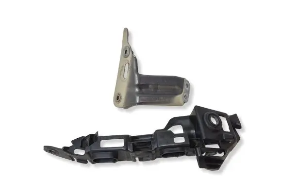 Volkswagen Golf VII Fender mounting bracket 5G0821136B 5G0807050A