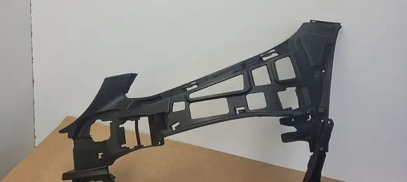 Mercedes-Benz C W205 Front bumper mounting bracket A2058853165 A2058853865
