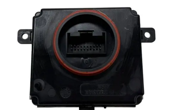 Volkswagen PASSAT B8 Headlight ballast module Xenon 4G0907697f 499329883 28548046