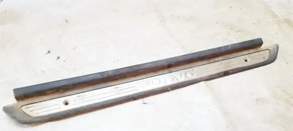 Volvo S40, V40 Front sill trim cover 30818425