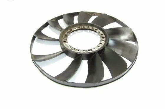 Volkswagen PASSAT B5 Fan impeller 058121301B