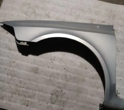 Renault Laguna II Fender