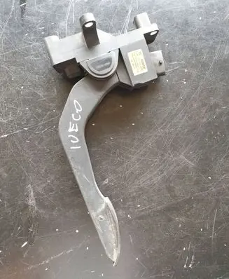 Iveco Daily 6th gen Accelerator throttle pedal 504061735 782300171 0281002633