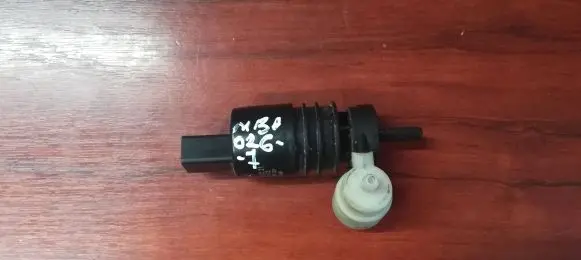 Mercedes-Benz C W204 Windscreen/windshield washer pump 2048660221