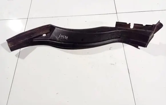 Peugeot 405 Wiper trim