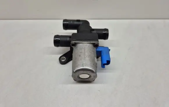 Renault Captur II Coolant heater control valve 212301538R A4535000140
