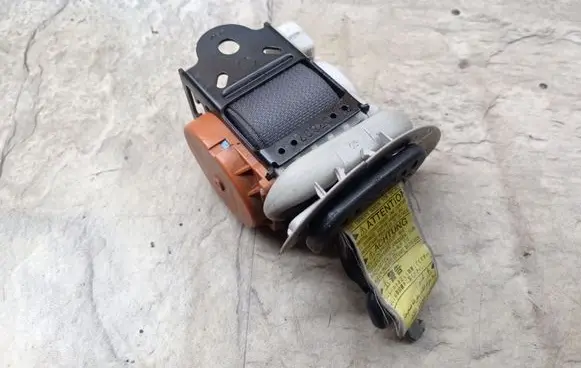 Toyota Corolla Verso E121 Roof seat belt C7607