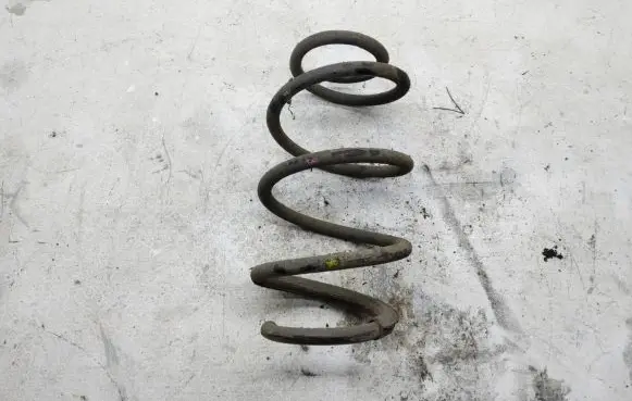 KIA Sportage Front coil spring
