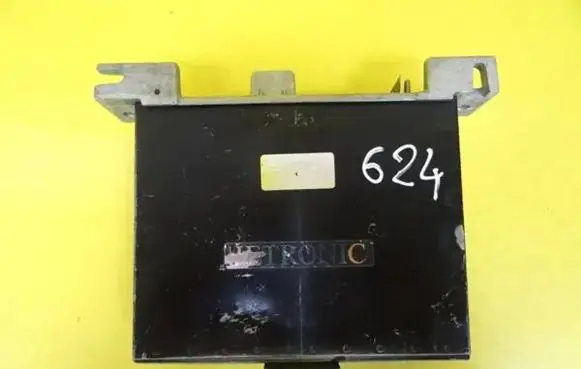 Volkswagen Golf I Engine control unit/module 035906263F