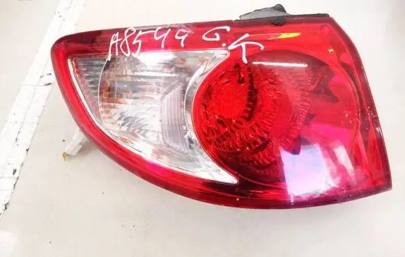 Hyundai Santa Fe Rear/tail lights 824012b000 82401-2b000