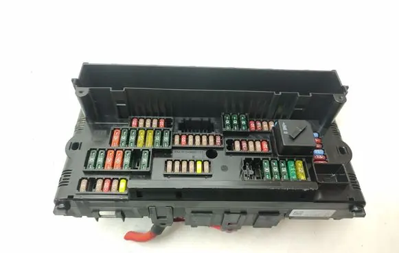 BMW 5 GT F07 Fuse module 9210861