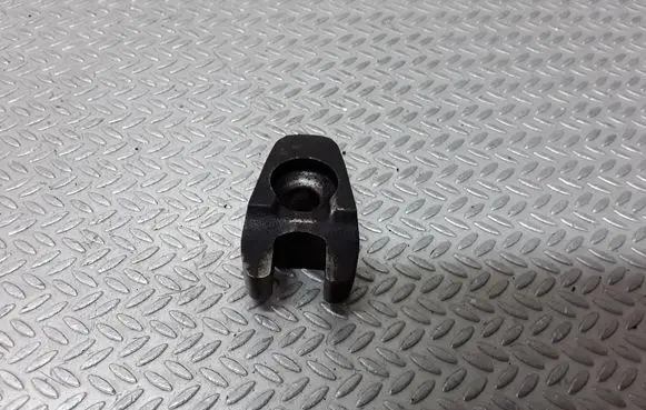 Peugeot 206 Fuel Injector clamp holder