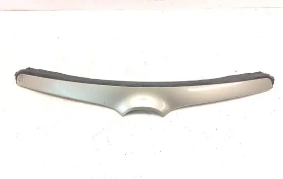 Mazda MPV II LW Front grill FE46500K1