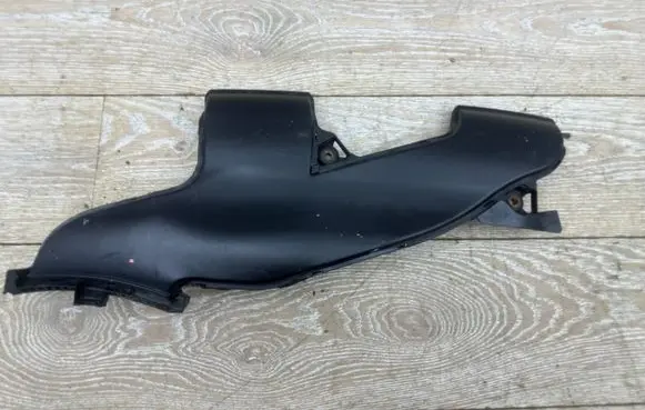 BMW 2 F46 Air intake duct part 8576980 23557610