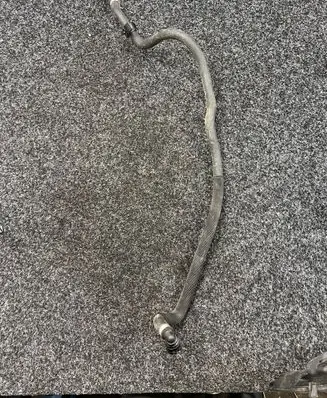 BMW 5 G30 G31 Engine coolant pipe/hose 9299620