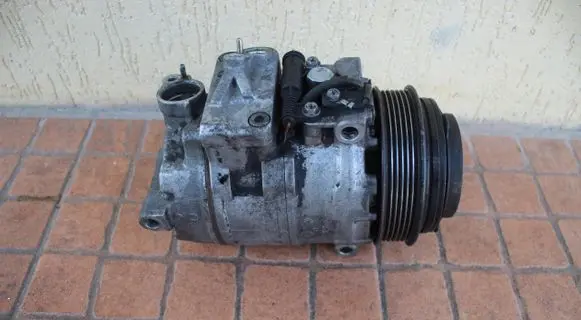 Mercedes-Benz E W210 Air conditioning (A/C) compressor (pump) A0002346303