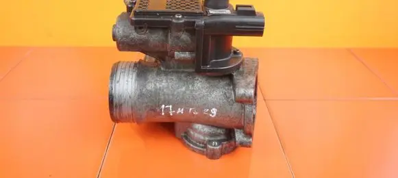 Volvo XC90 EGR thermostat 31219874 D5244T18