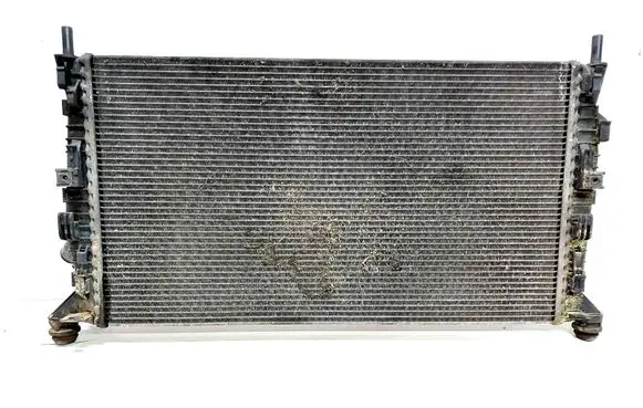 Volvo V50 Coolant radiator 3M5H8005