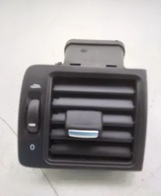 Volvo C30 Dashboard side air vent grill/cover trim
