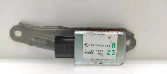 Subaru Legacy Airbag deployment crash/impact sensor 98236AG02A 1879000791