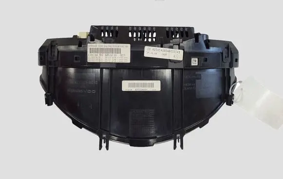 Mercedes-Benz C W204 Speedometer (instrument cluster) A2045406048 A2C53245324 A2045406048003049