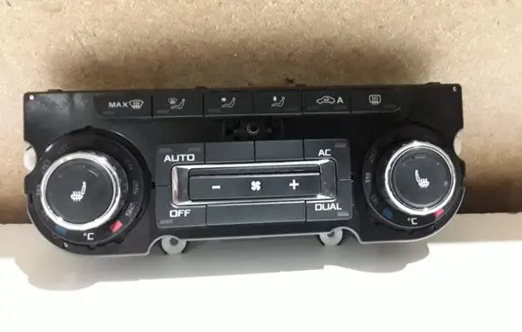 Skoda Octavia Mk2 (1Z) Climate control unit 3T0907044BS