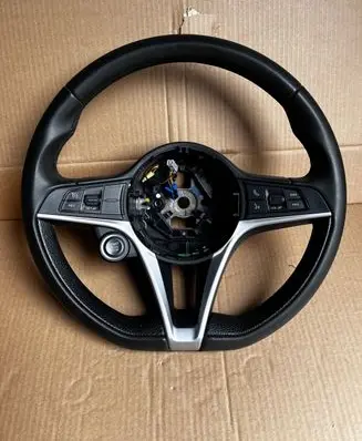 Alfa Romeo Giulia Steering wheel