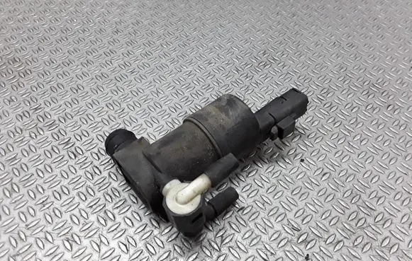 Citroen C3 Picasso Windscreen/windshield washer pump